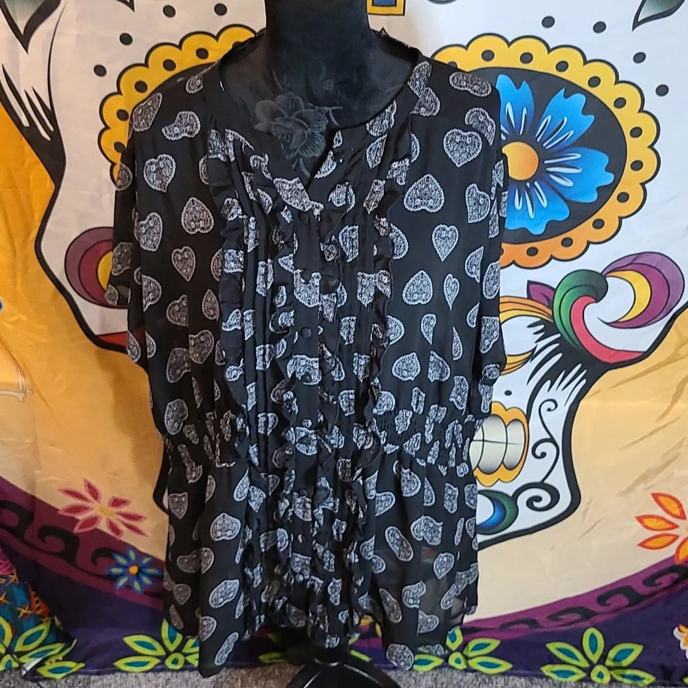 💥SOLD💥Torrid Paisley Heart Chiffon Blouse - Picture 3 of 7